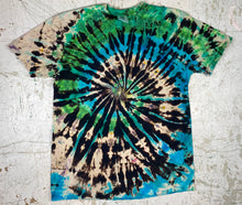 Load image into Gallery viewer, Short Sleeve Reverse Tie Dye T-Shirt Medium
